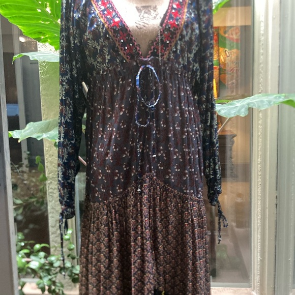 Free People Dresses & Skirts - Free people maxi dress .